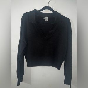 Black cropped long sleeve sweater